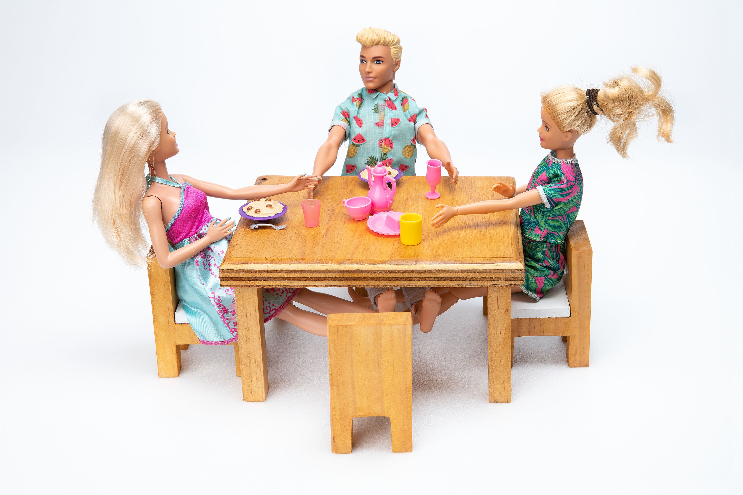 Wooden barbie deals furniture